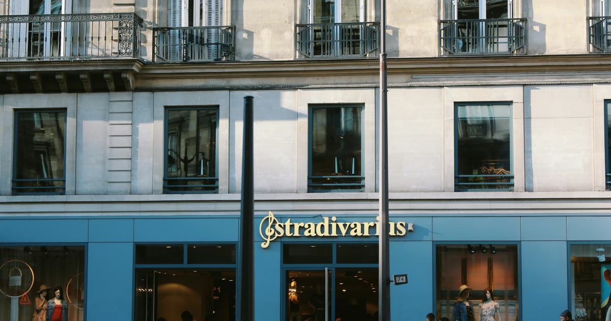 Attractive Storefront Cover Photo