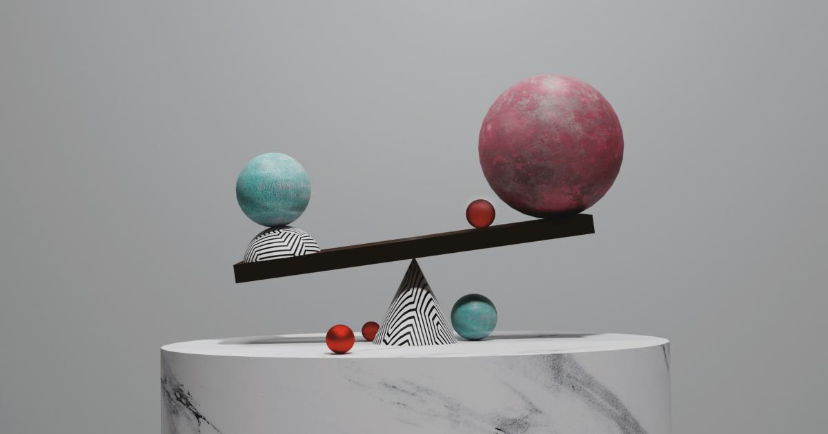 Balancing Static and Interactive Visualizations
