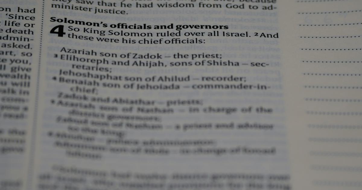 Concise and Readable URLs