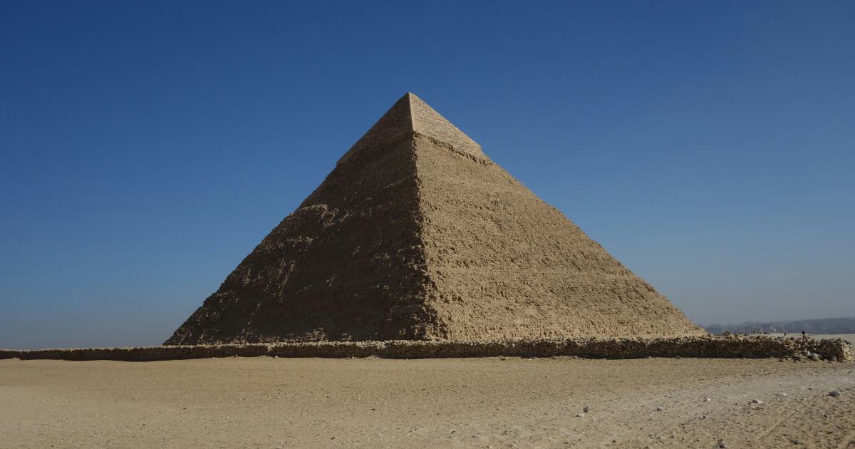 Long-Tail Keyword Pyramid