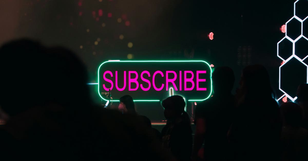 Persistent guest posting outreach follow-up