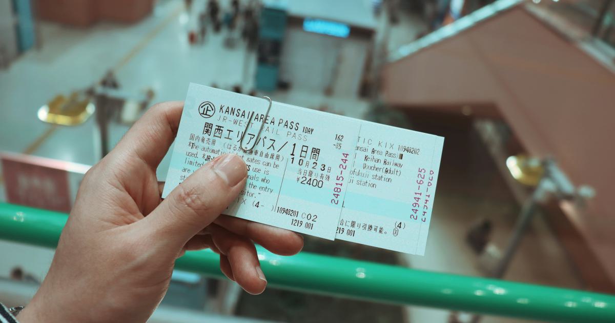 Leveraging Movie Structured Data for Entertainment Sites