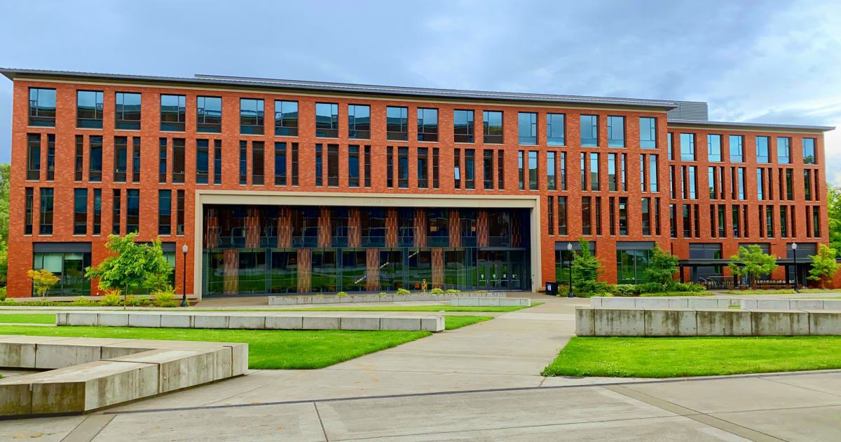 Leveraging University Link Building Techniques for Higher Authority