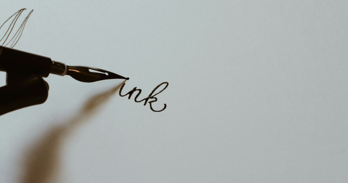 Branded Link in Email Signature