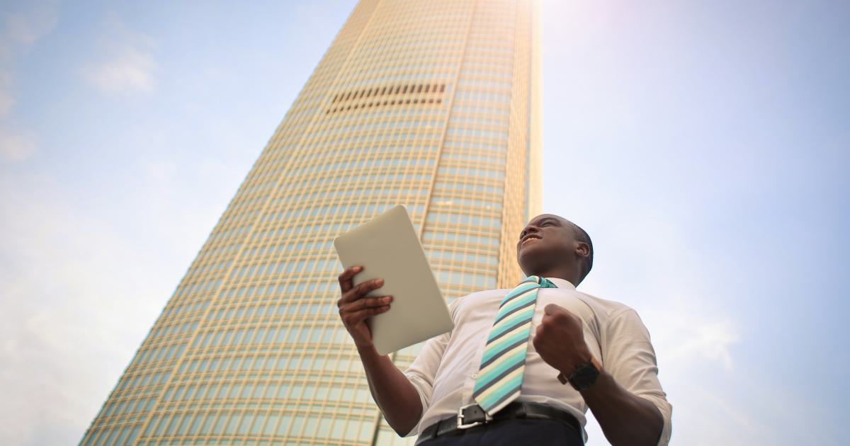Incorrectly Sized Business Photo