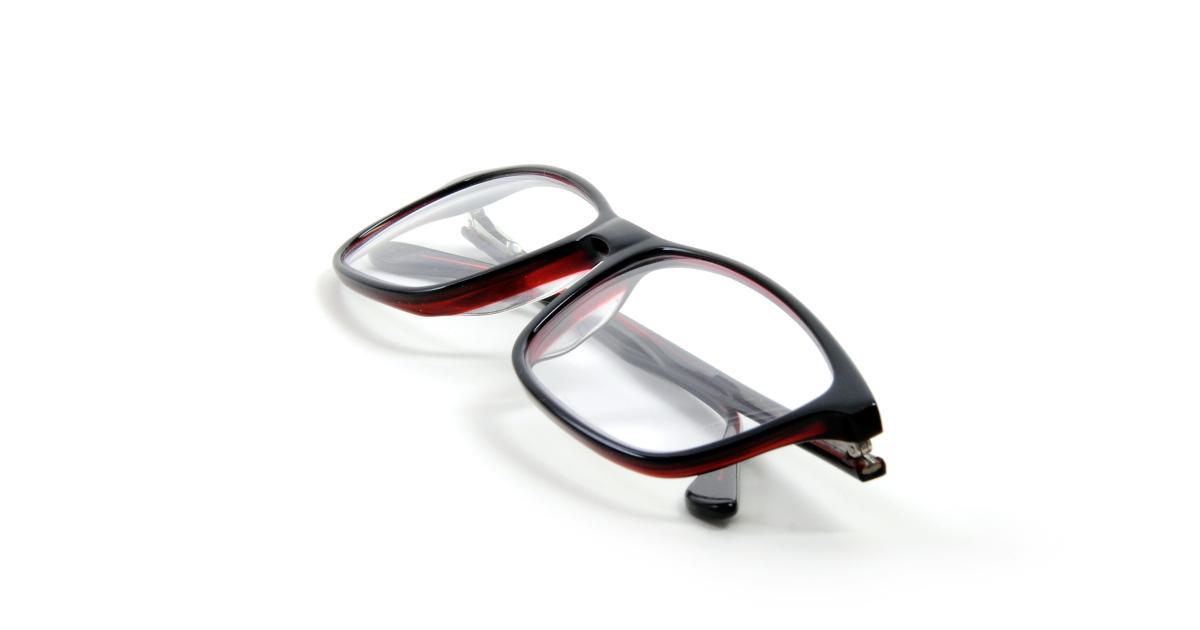 Magnifying Glass Analyzing Backlinks