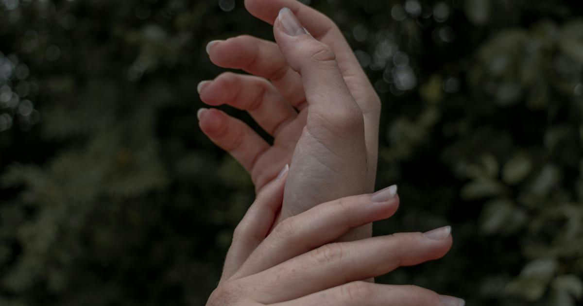 Linking Hands