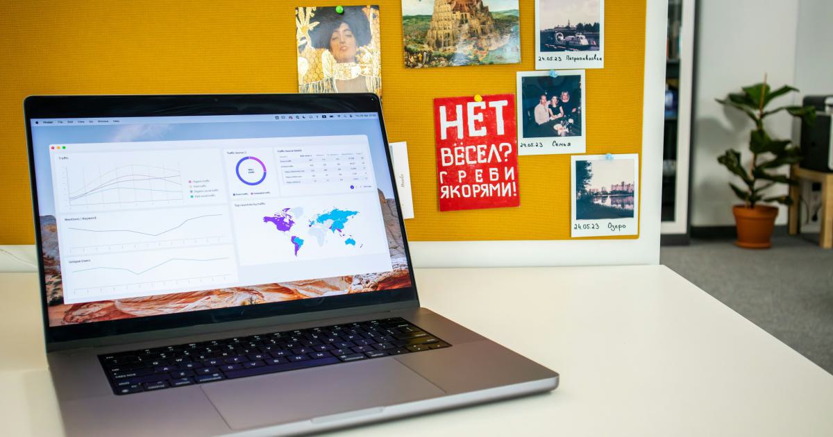 Laptop with Graph