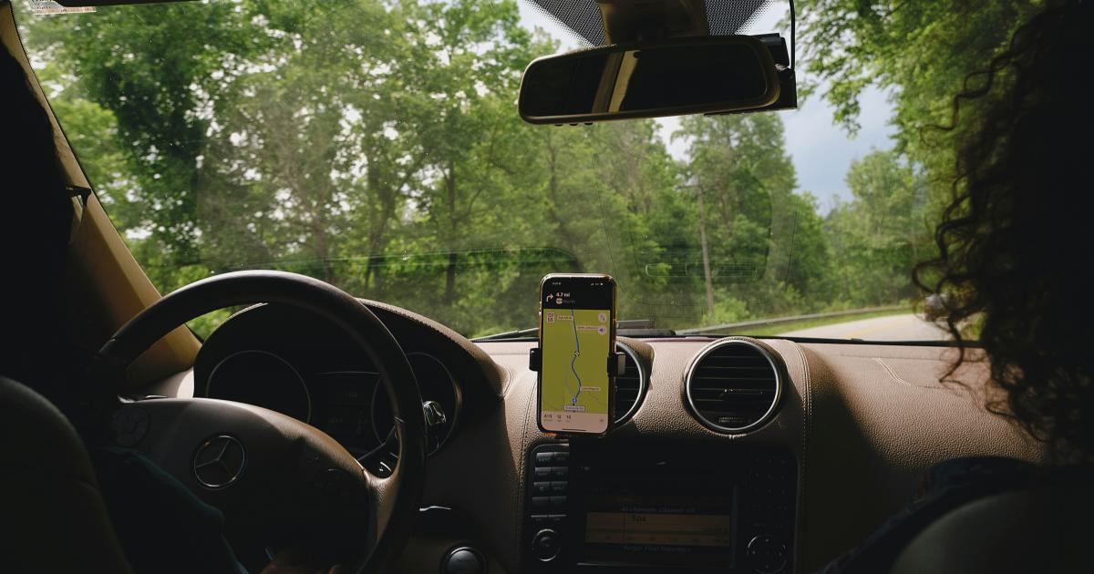 Mobile Navigation and User Experience